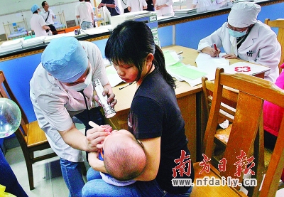 廣東：醫(yī)者流失，患者激增 兒科醫(yī)生鬧“荒”