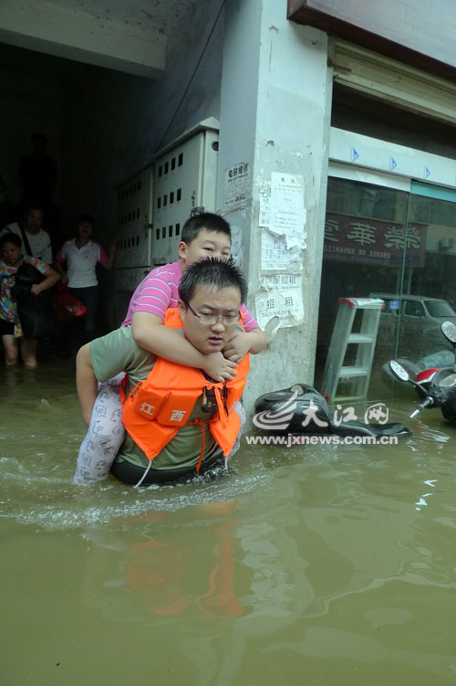 現(xiàn)場(chǎng)直擊：景德鎮(zhèn)頂住了特大暴雨侵襲[圖]