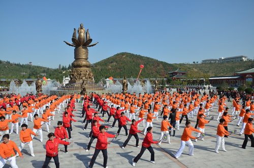 龍口市舉辦孝德文化節(jié)、南山國際長壽文化節(jié)