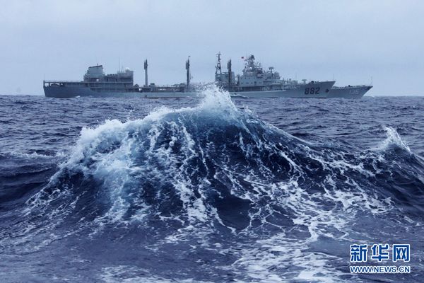 中國戰(zhàn)艦疑遭不明潛艇偵查 反潛直升機緊急起飛
