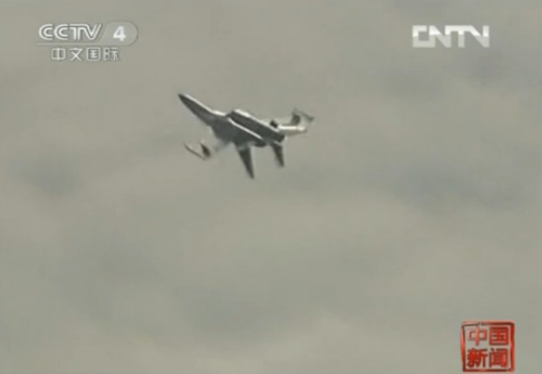 實拍：中國空軍殲11戰(zhàn)機對抗空戰(zhàn)(組圖)