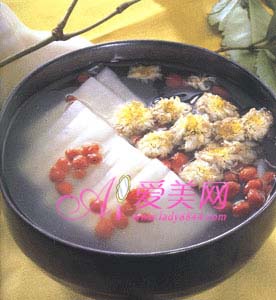 養(yǎng)生：電腦族用眼過度 吃什么最能滋補(bǔ)眼睛
