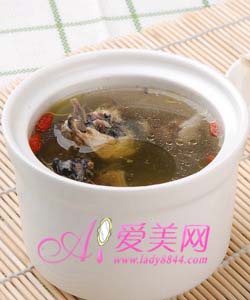 養(yǎng)生：電腦族用眼過度 吃什么最能滋補(bǔ)眼睛
