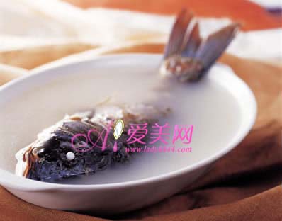 養(yǎng)生：電腦族用眼過度 吃什么最能滋補眼睛