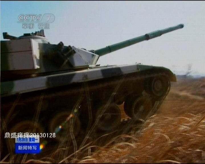 成群出動：解放軍精銳96改主戰(zhàn)坦克部隊曝光
