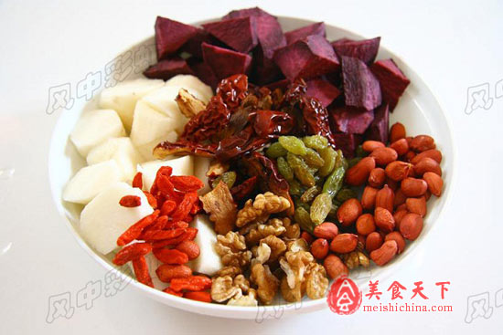 春節(jié)勿忘養(yǎng)胃 外出吃年夜飯八大注意事項