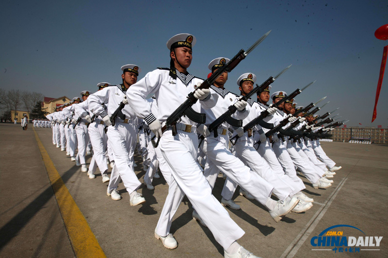 中國(guó)海軍北海艦隊(duì)新兵亮相