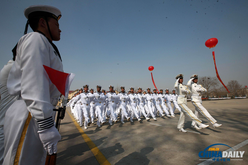 中國(guó)海軍北海艦隊(duì)新兵亮相