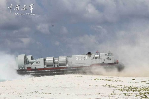 南海艦隊(duì)立體奪島：陸戰(zhàn)隊(duì)機(jī)降成功