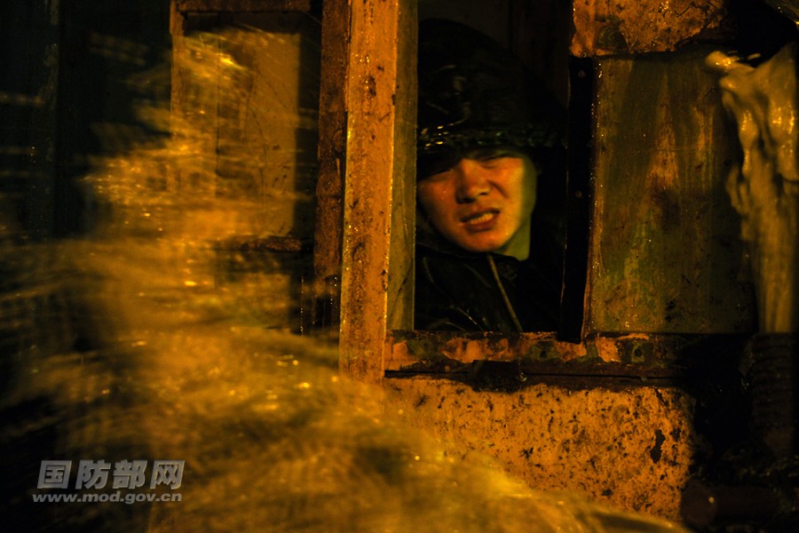 國防部公布遼寧艦?？寇姼坌聢D 解密建港部隊