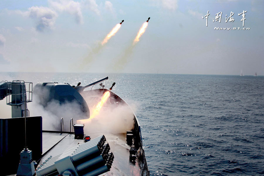 組圖：南海艦隊(duì)大規(guī)模實(shí)彈演習(xí) 主力艦盡出
