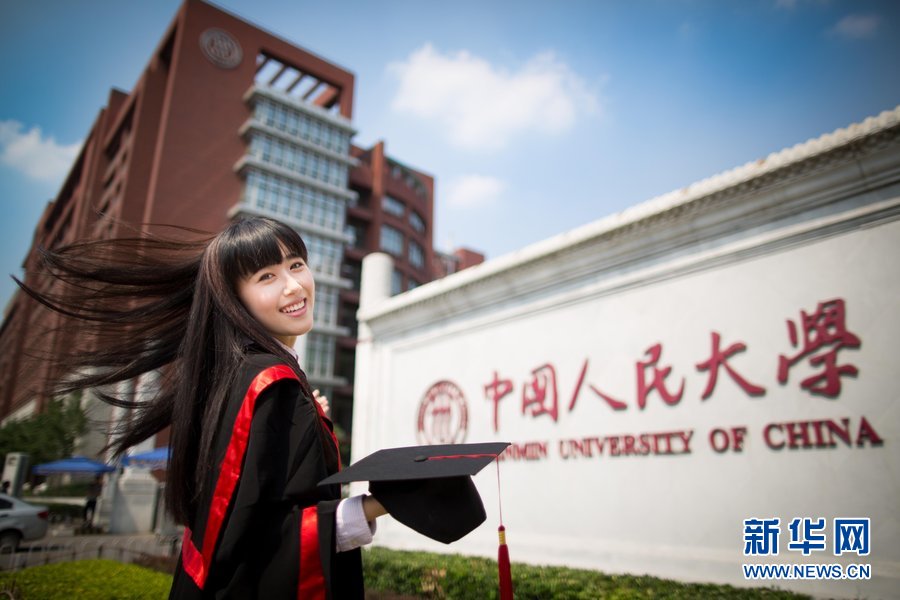 高校招生創(chuàng)新頻使“美人計”：接地氣or浮躁？
