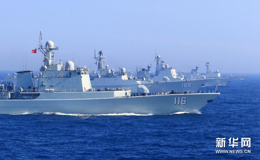 氣勢逼人！中國海軍艦艇編隊在日本海練編隊運動