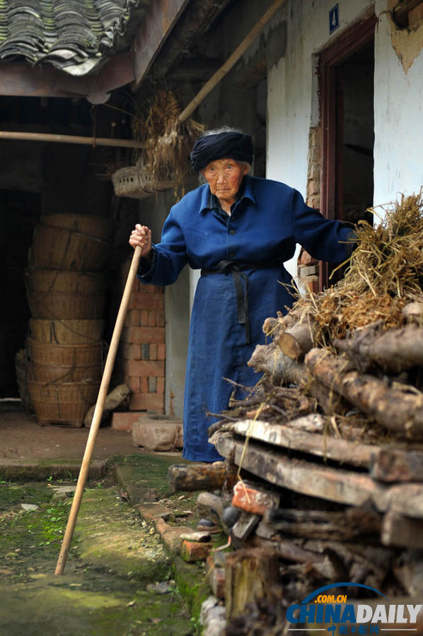 116歲成都老人今天過(guò)生日 “全球最長(zhǎng)壽”獲認(rèn)證