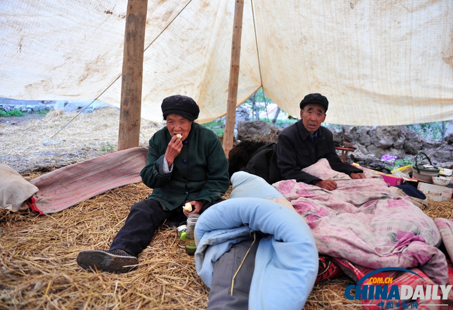 震區(qū)表情：甘肅定西6.6級地震災后見聞