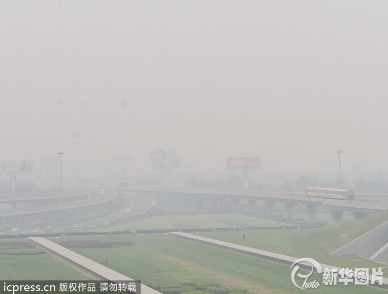 北京再現(xiàn)大范圍霧霾天氣 全城嚴重污染