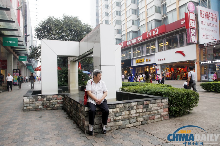 圖片故事：關(guān)注失獨家庭——喪子之痛