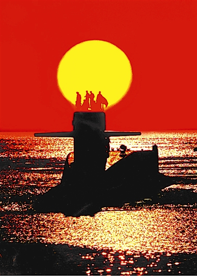 英雄核潛艇，驚濤駭浪寫(xiě)忠誠(chéng)