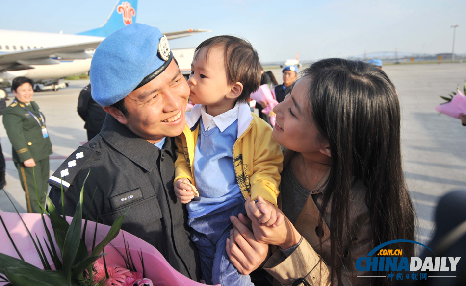 中國(guó)第二支赴南蘇丹維和警隊(duì)凱旋