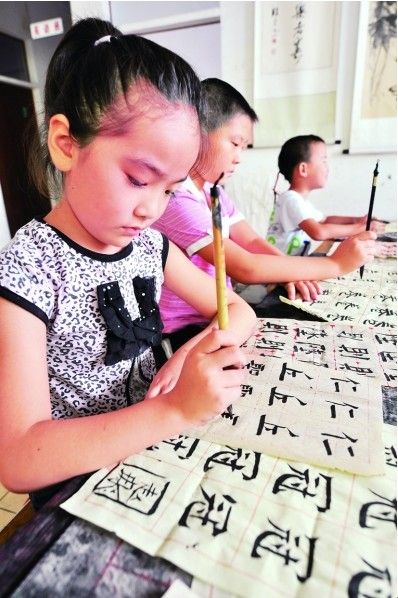 師資匱乏興趣缺缺：書法教育難進(jìn)中小學(xué)課堂