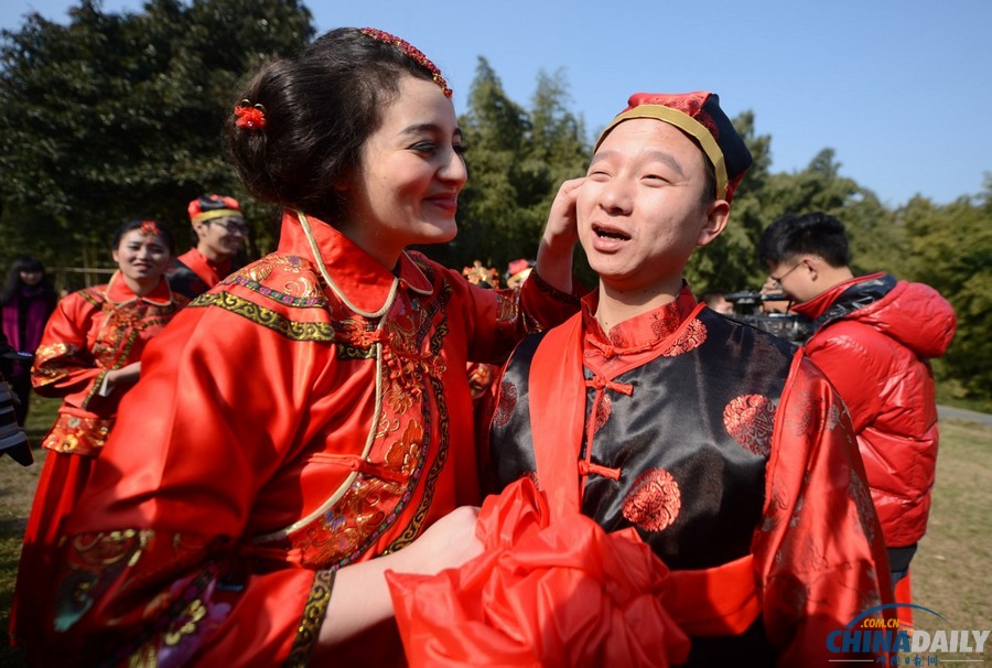 中國(guó)日?qǐng)?bào)2014元旦圖片精選