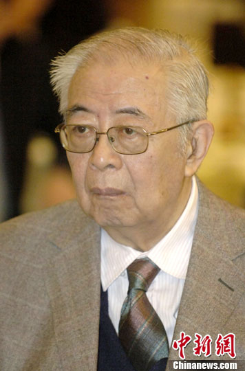 張存浩、程開甲獲2013年度國(guó)家最高科學(xué)技術(shù)獎(jiǎng)