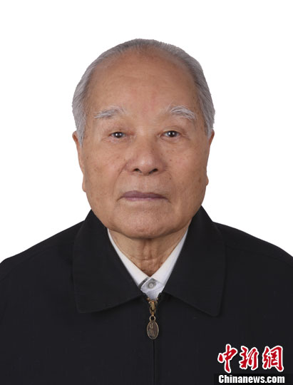 張存浩、程開甲獲2013年度國(guó)家最高科學(xué)技術(shù)獎(jiǎng)