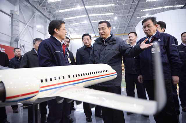 李克強(qiáng)：中國航空工業(yè)要走自己的路