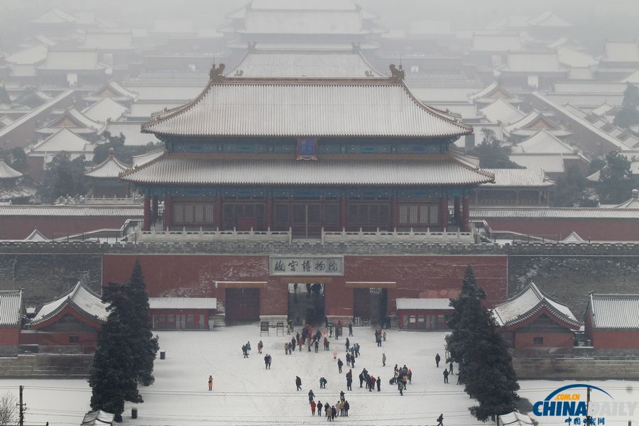 北京初雪路滑多人摔傷 就診骨科醫(yī)院道路擁堵