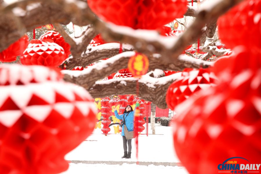 北京初雪路滑多人摔傷 就診骨科醫(yī)院道路擁堵