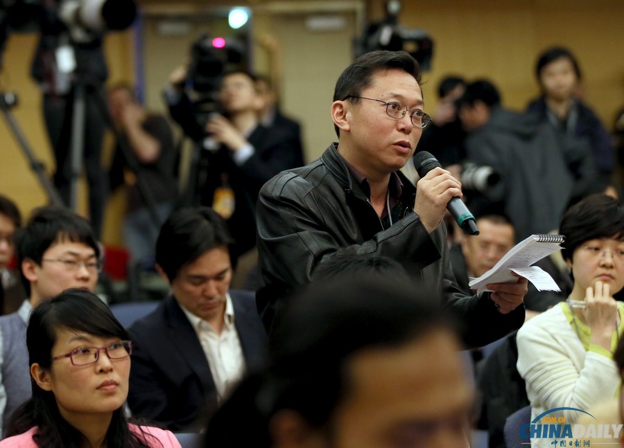 農(nóng)業(yè)部部長韓長賦答記者問