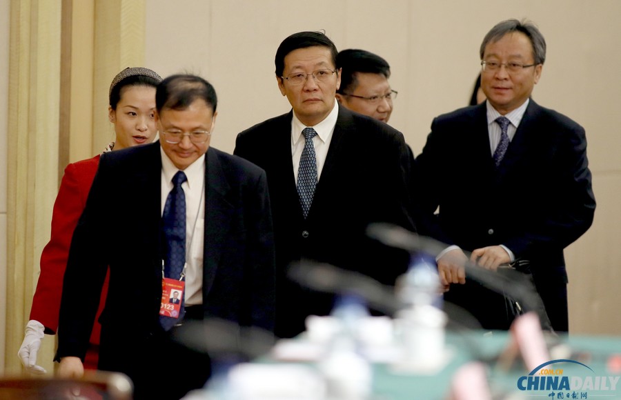 財政部部長樓繼偉、副部長張少春答記者問
