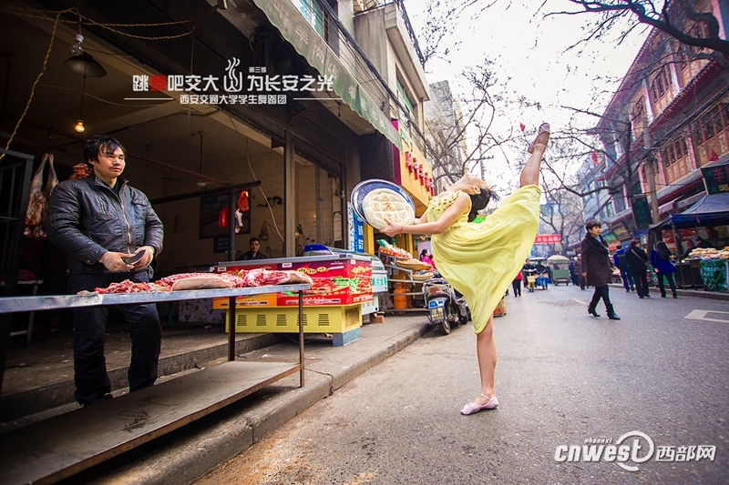 “跳舞吧，交大！”走紅網(wǎng)絡(luò) 高難度動(dòng)作獲網(wǎng)友點(diǎn)贊