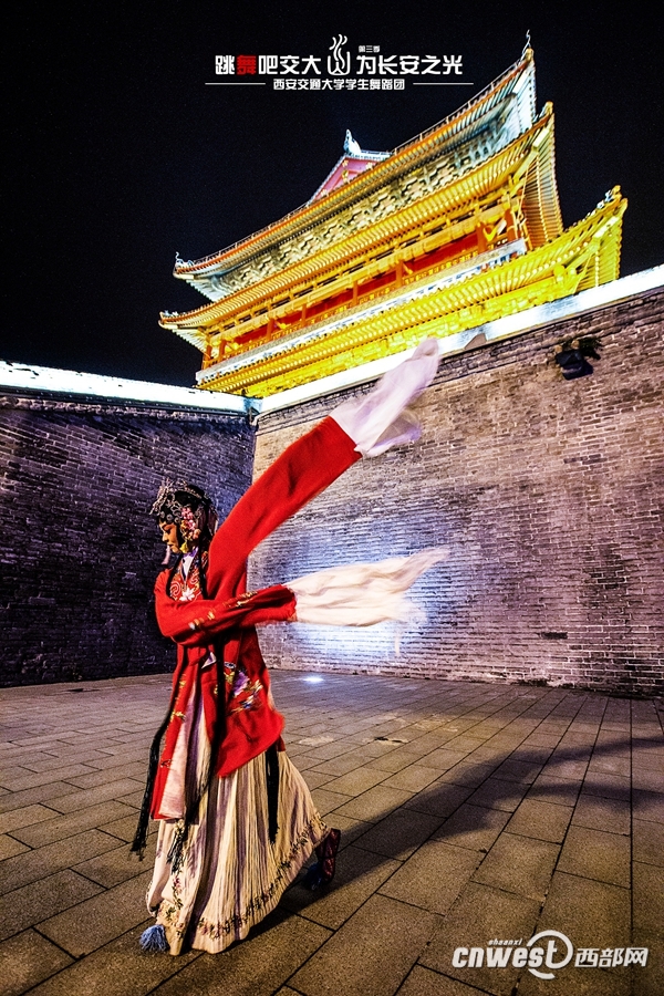 “跳舞吧，交大！”走紅網(wǎng)絡 高難度動作獲網(wǎng)友點贊