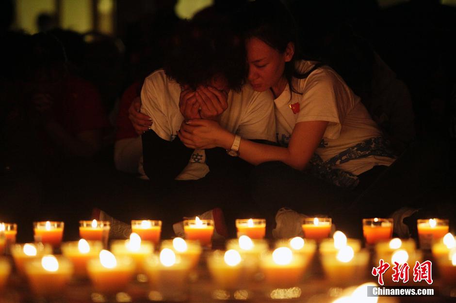 MH370航班失聯(lián)滿月 在京乘客家屬舉行祈福活動(dòng)