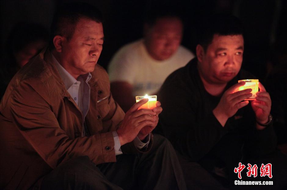 MH370航班失聯(lián)滿月 在京乘客家屬舉行祈福活動