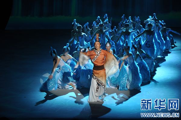 牡丹花開 共享國(guó)色 第31屆洛陽(yáng)牡丹文化節(jié)開幕
