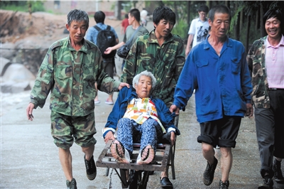 洪水泥石流突襲密云平谷連夜轉(zhuǎn)移出6000人