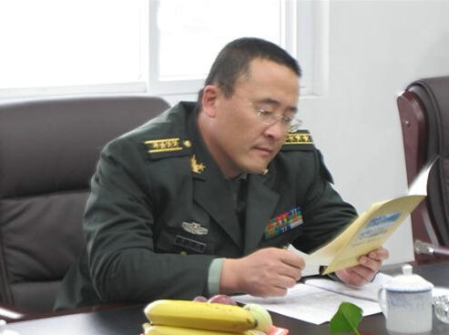 軍隊(duì)委員談郭正鋼被查 孩子不好父母難脫責(zé)任