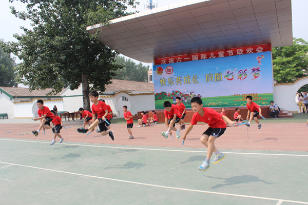 海淀團區(qū)委“志愿服務(wù)”活動走進打工子弟小學(xué)