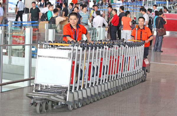 首都機(jī)場(chǎng)：小推車(chē)再次推出“世界第一”