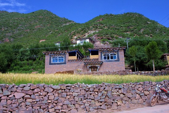 昌都藏族民居和室內(nèi)陳設(shè)(組圖)