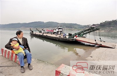 重慶城車渡最盛時(shí)曾有8條航線，現(xiàn)在只剩北碚三土嘉陵江車渡仍在運(yùn)行