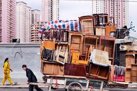 老外鏡頭下的上海“板車(chē)犀利哥”