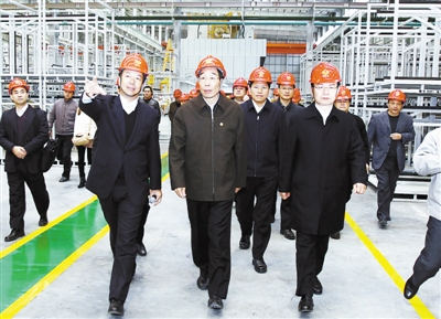 廉小強(qiáng)手握“四張王牌” 重振福建汽車(chē)工業(yè)