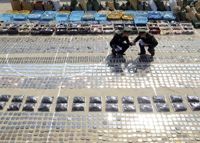 福建福鼎警方查獲假冒馳名商品標(biāo)識20余萬件