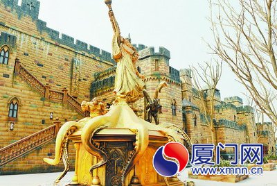 方特夢(mèng)幻王國(guó)周日開門迎客 200多項(xiàng)游樂項(xiàng)目等您來玩