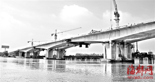福州新南港大橋主橋合龍 預(yù)計年底前通車