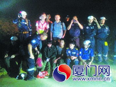 5名驢友被困同安云頂山 哨聲穿過(guò)濃霧