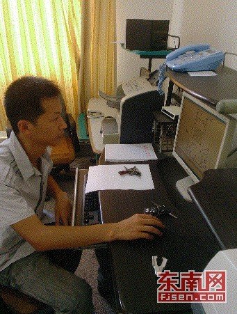 廈大研究生放棄20萬(wàn)年薪 到農(nóng)村當(dāng)村官